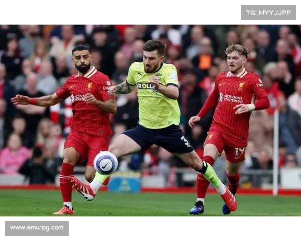 阿森纳领先优势缩至4分，曼城紧随其后